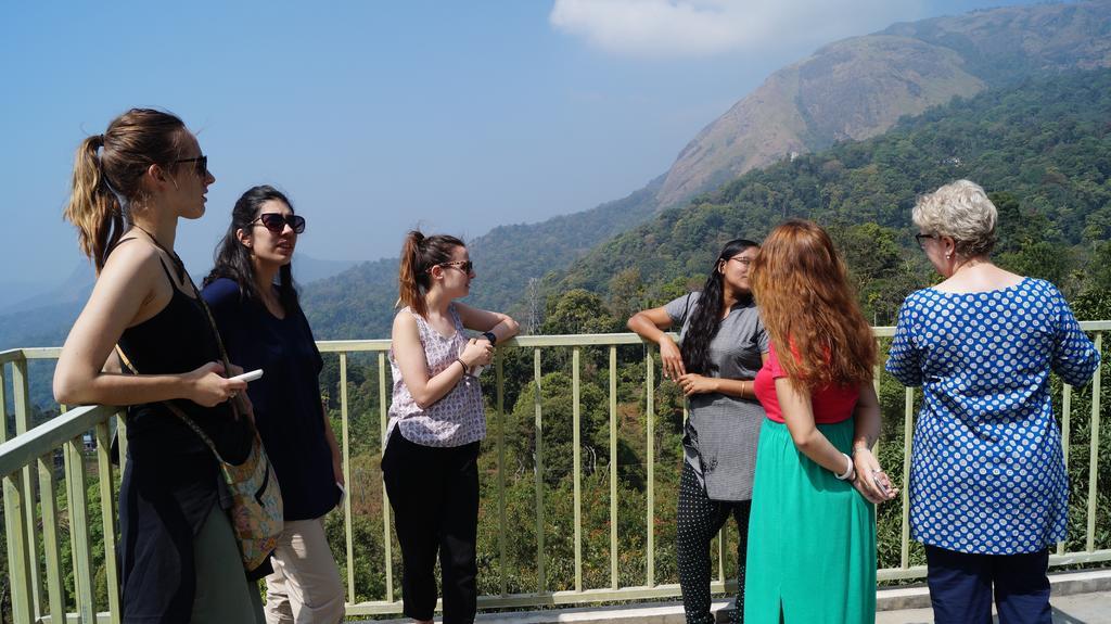 Grace Inn Munnar Homestay エクステリア 写真