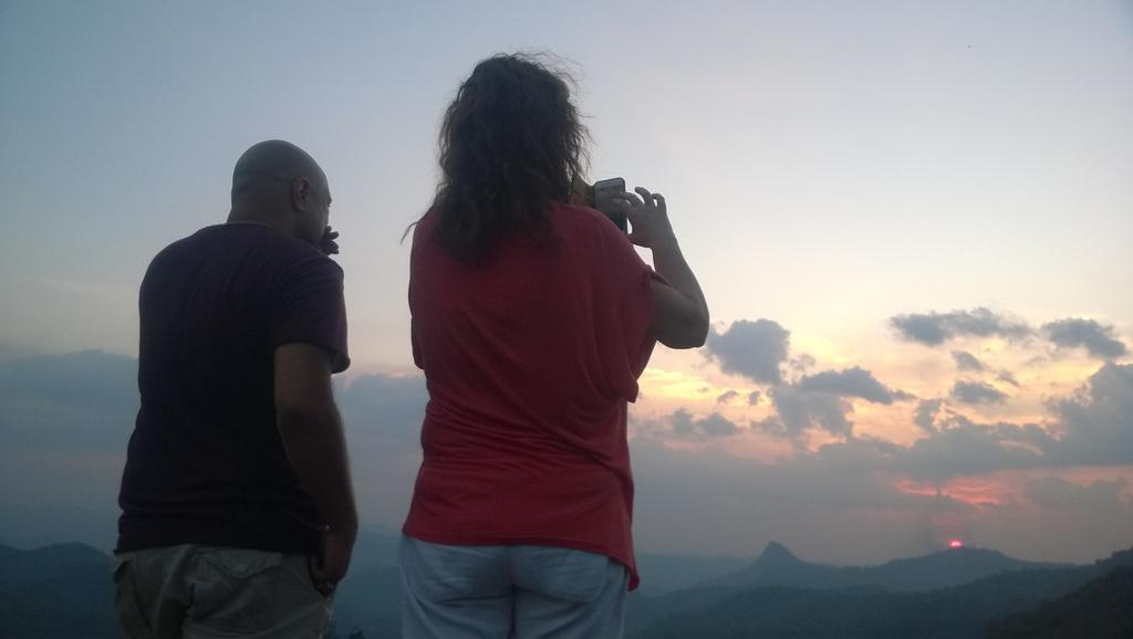 Grace Inn Munnar Homestay エクステリア 写真